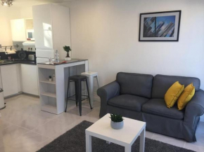 New contemporary house, Orsay-Saclay near Paris and Versailles 35m2